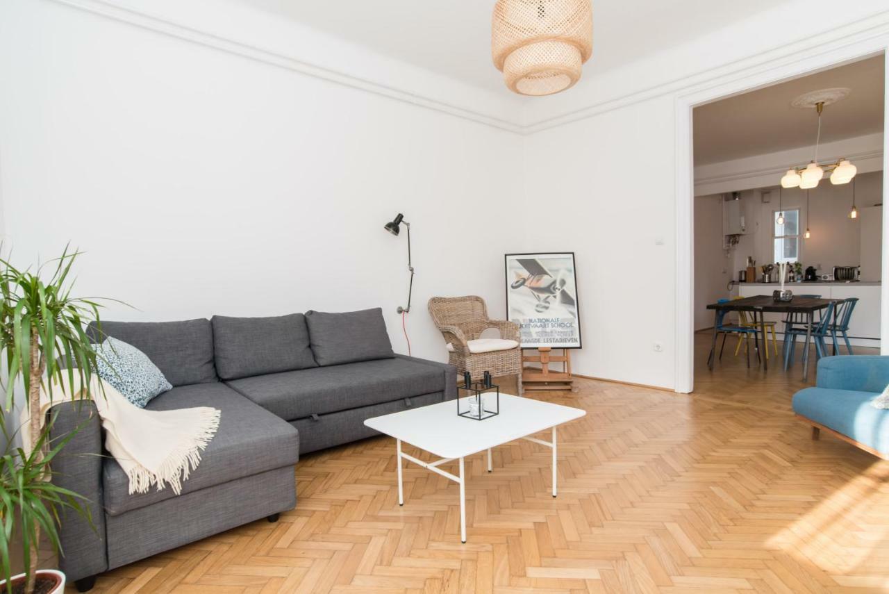 Klauzal Apartment W/3 Bedrooms, French Balcony Budapest Exterior foto